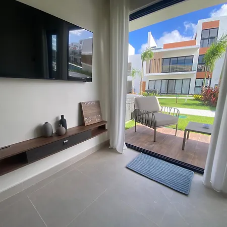 Golf Course Lake Confy Apt 1- Bedroom